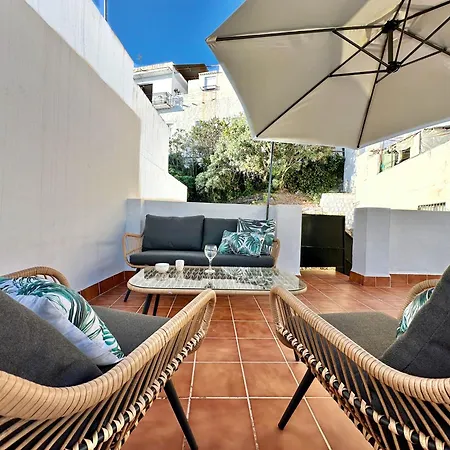 Casa Carmen Terraza Y Patio Privado En Vakantiehuis Salobreña